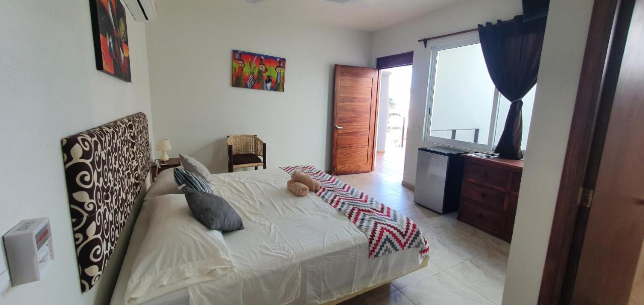 Carri Surf Studio Puerto Escondido  Buitenkant foto